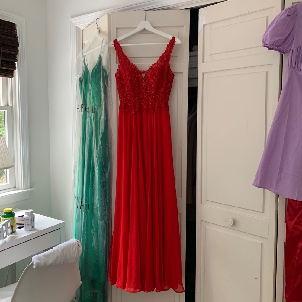 Camille La Vie Red Prom Dress SIZE 2
